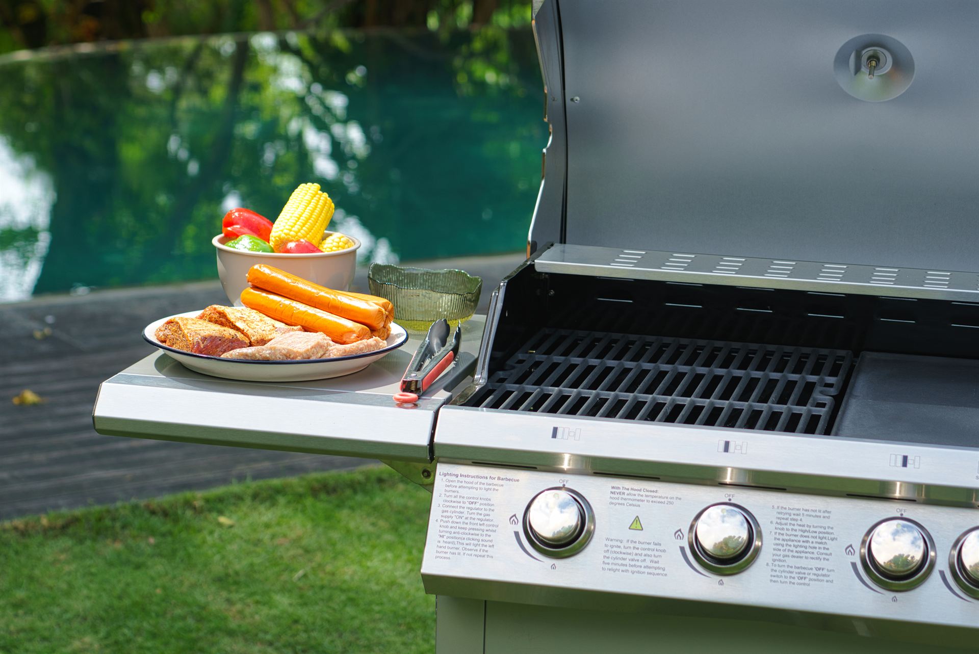 Grill control knobs and stainless prep plate